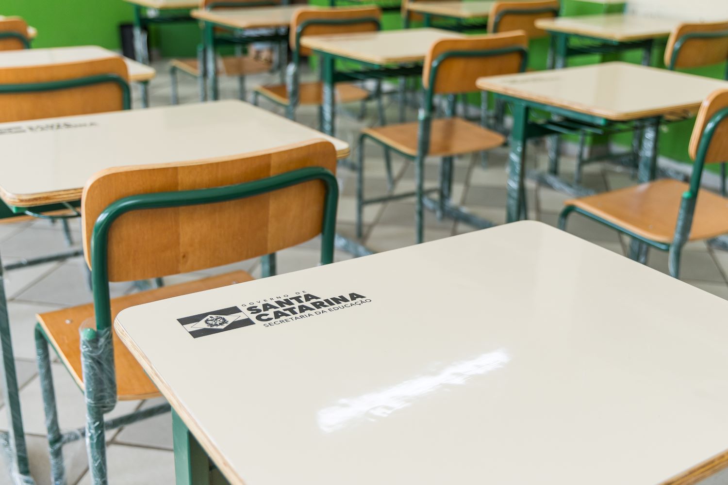 Curso gratuito de especialização em Gestão da Escola Pública de Ensino Médio está com inscrições abertas para profissionais da rede estadual de SC