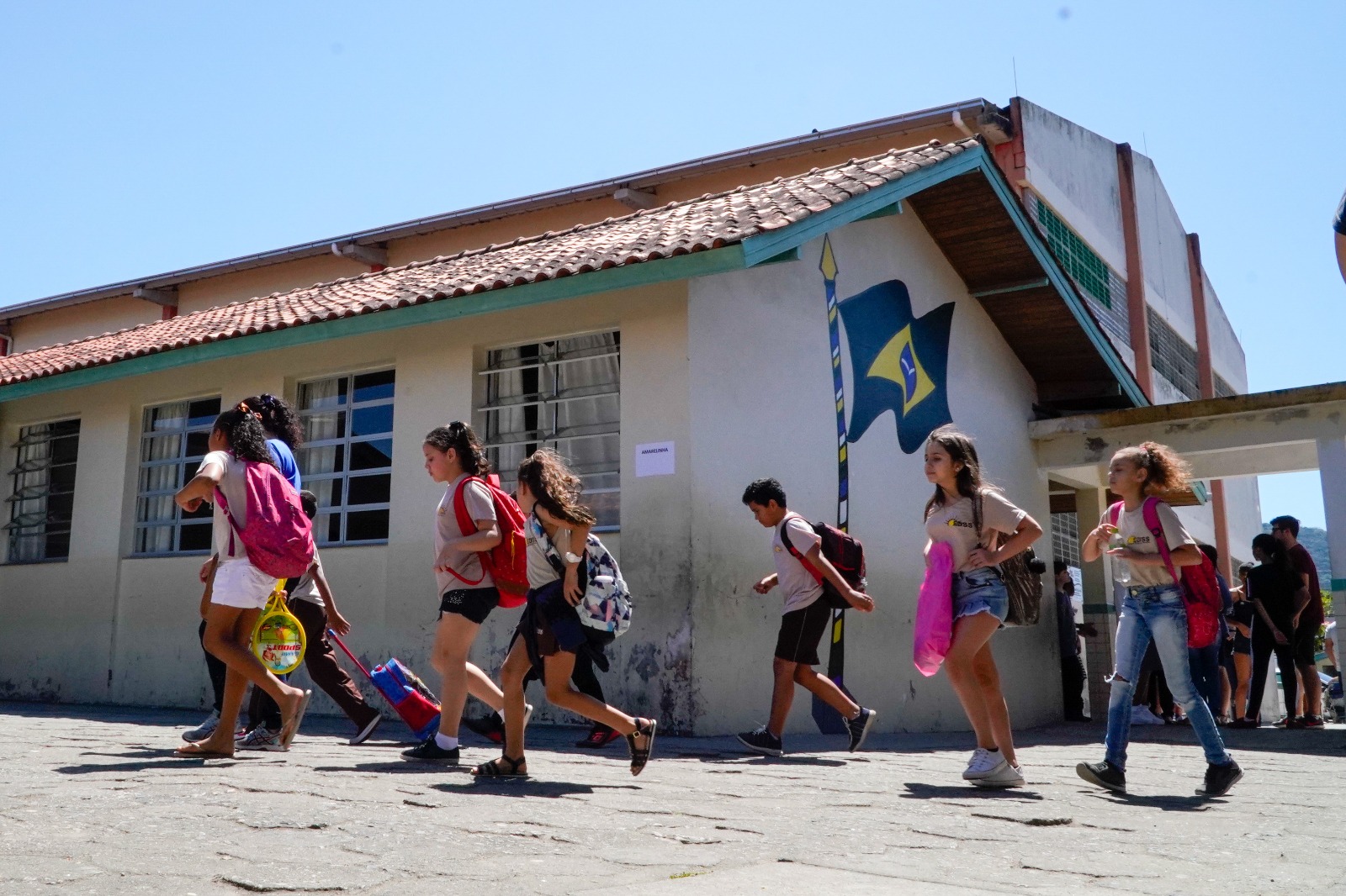 Educação de SC promove Semana Escolar de Combate à Violência contra a Mulher para conscientizar estudantes e comunidades