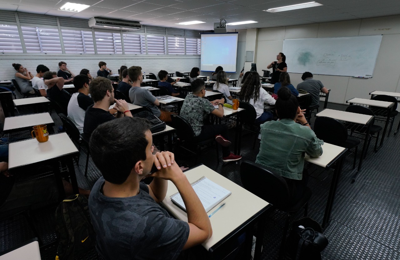 Inscrições para o Encceja 2025 estão abertas até 2 de maio