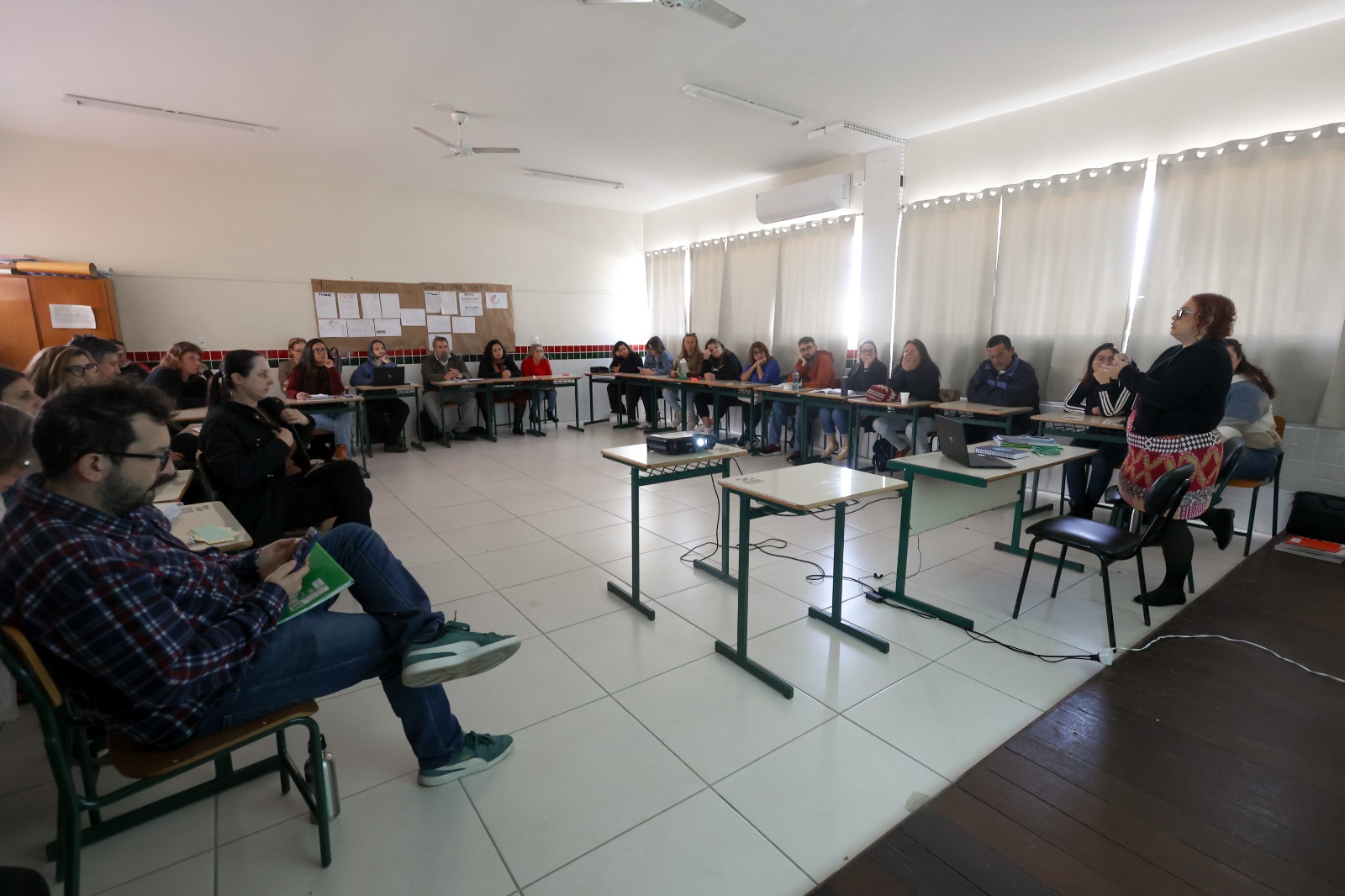 Educação de SC capacita mais de 35 mil professores durante Semana Pedagógica