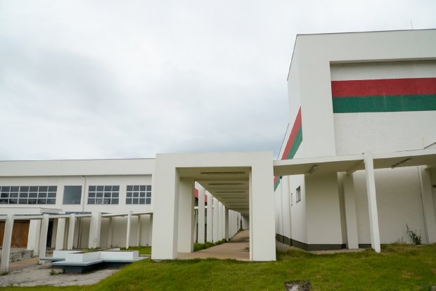 Escolas cívico-militares expandem ensino da disciplina e valores sociais com duas novas unidades em SC