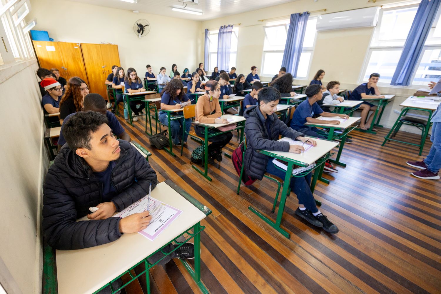 Estudantes catarinenses realizam provas do SEAESC para avaliar aprendizagem nas redes estadual e municipais de SC