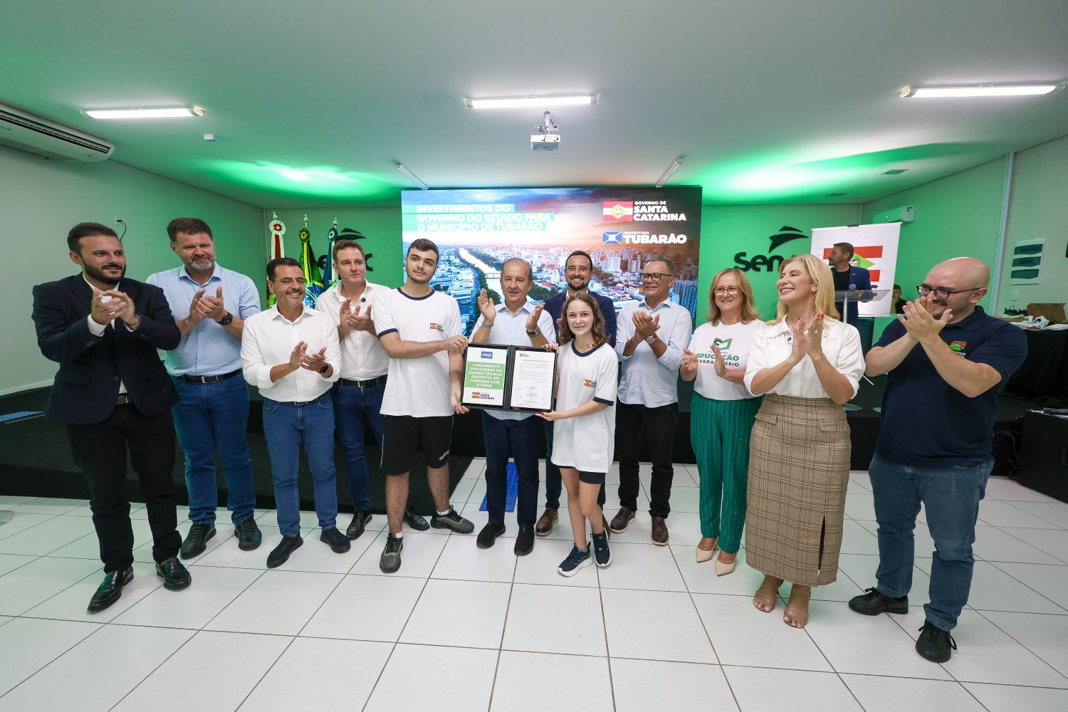 Governo de Santa Catarina inaugura três novos ginásios em escolas estaduais de Tubarão